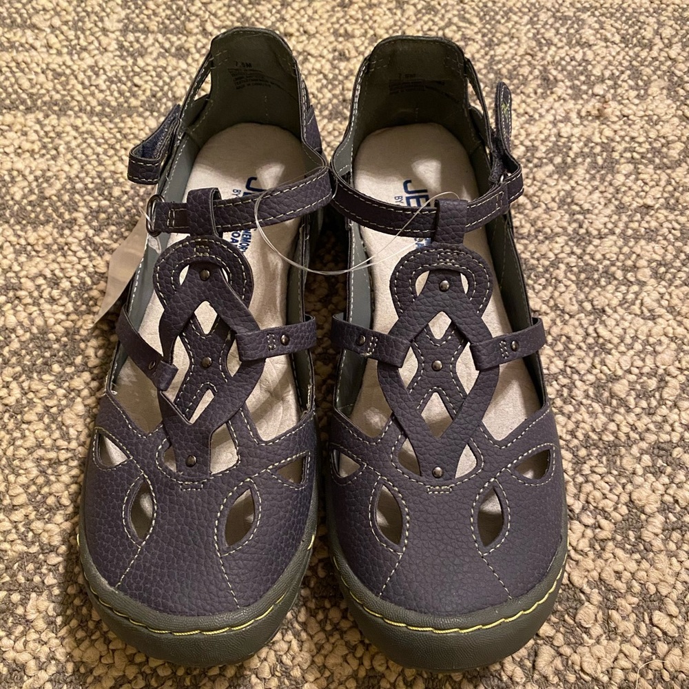 JBU Sydney sandals